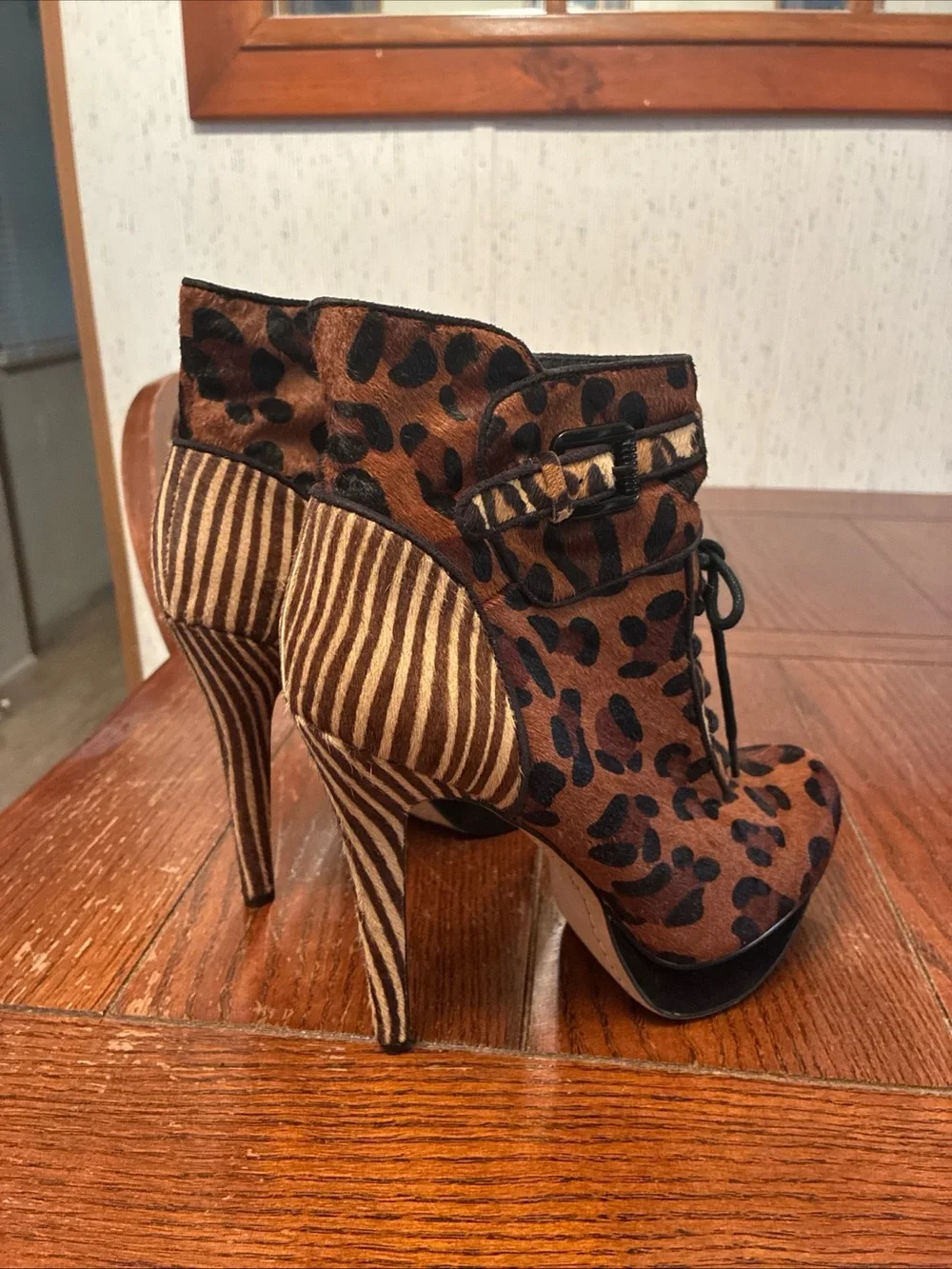Sam Edelman Uma Ankle Boots Women’s 7.5 Platform Leopard Zebra Calf Hair READ